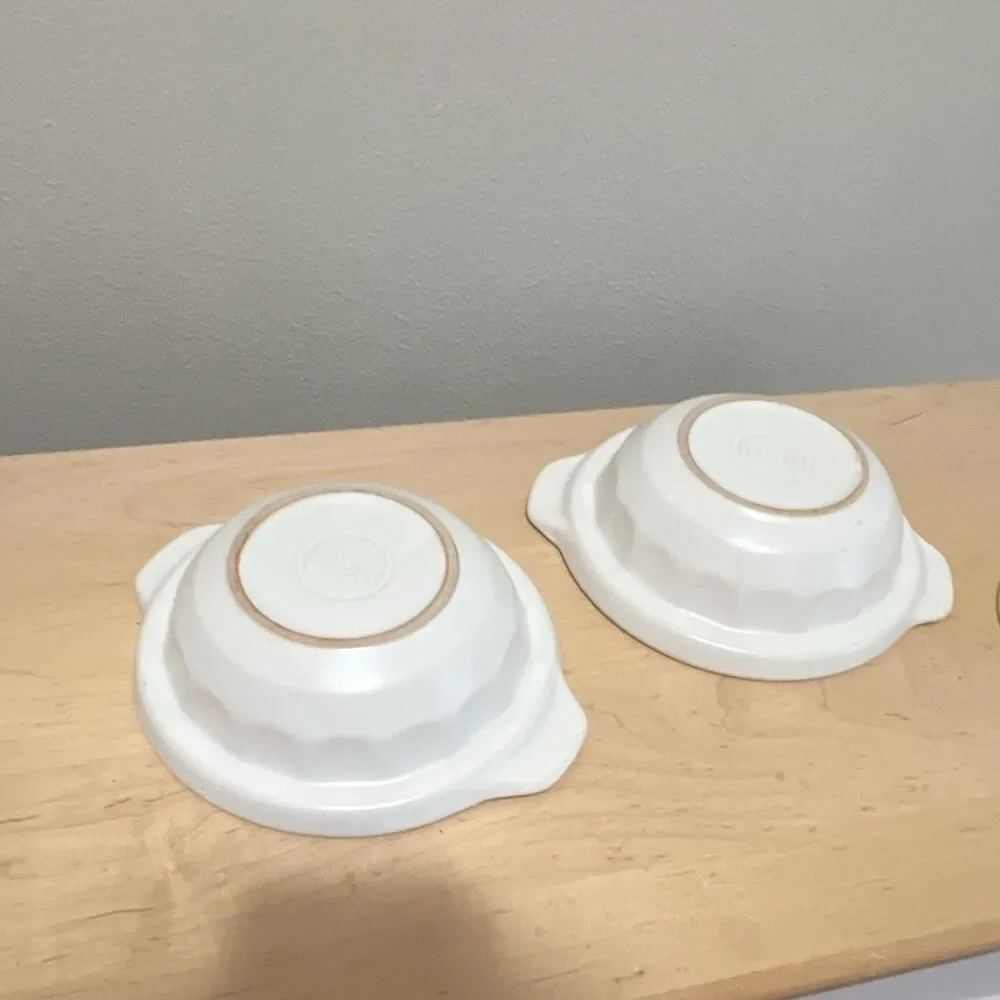 2 Round White Casserole Dishes w/ Lids, Vegetable Pattern, Glossy Finish Donabe